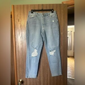 SO High-Rise Ankle Mom Jeans